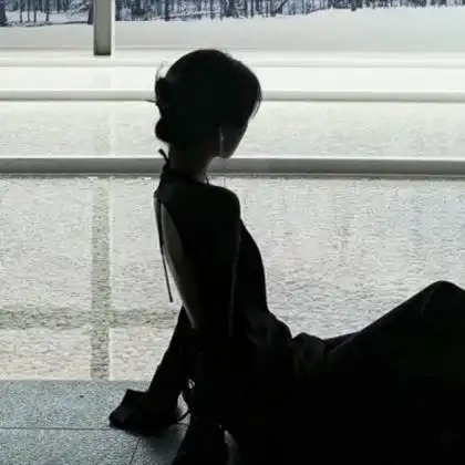 女生冷酷无情的霸气头像图片