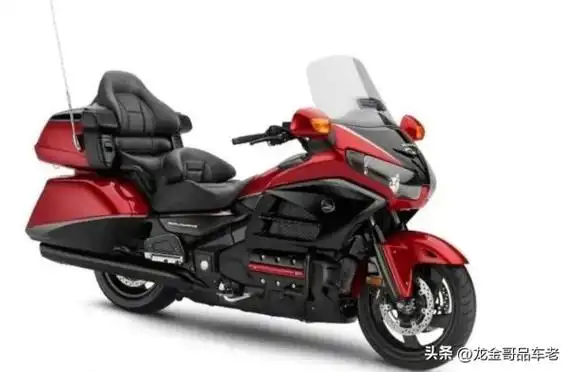 宝马1800cc摩托车多少钱一辆,本田s1000r对比宝马r18太子巡航车