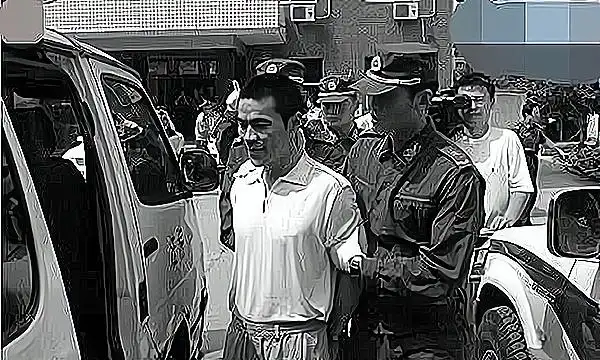 李正光伏法记:从坏孩子变黑帮老大,别人都说他够义气_腾讯新闻