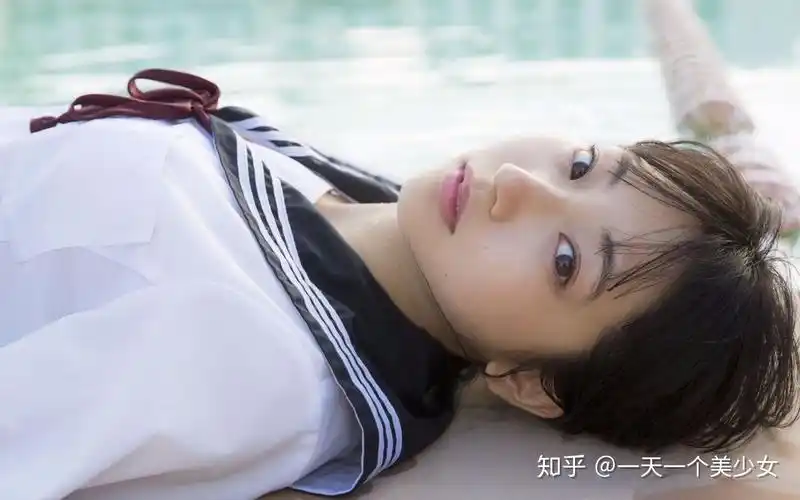 日本第一可爱女高中生短发小腰精武田玲奈