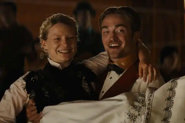 damsel: robert pattinson shines in an aimless western parody