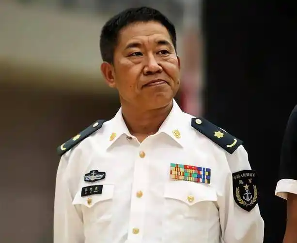 没想到这几个演员的军衔这么高,最令我震动的是李幼斌!