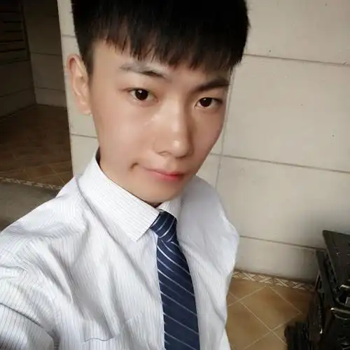 【帅男秀场】崔兵欢 17岁 白羊座 秩序业务员