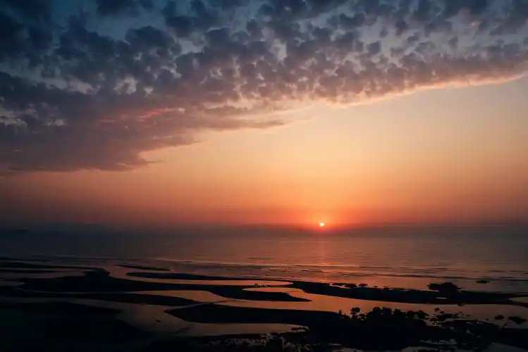 的海滨暮色图片1366x768分辨率下载,唯美的海滨暮色图片,图片,壁纸