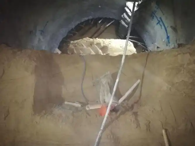 65m的100%);2b完成下台阶马头门破除,(累计完成3.95m