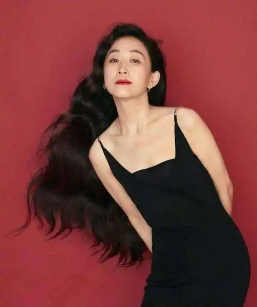 回顾演员陈瑾一辈子吃穿不愁为何与哥哥相约一生不结婚不生育