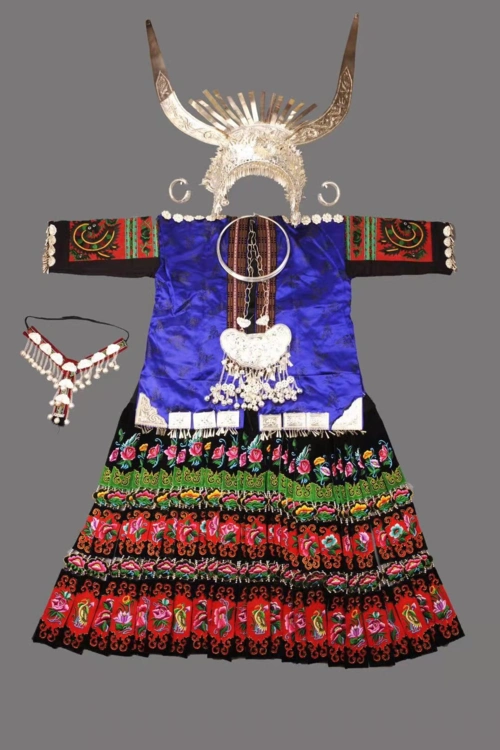 【贵博新春日历】2月26日云赏文物:雷山西江苗族妇女节日盛装