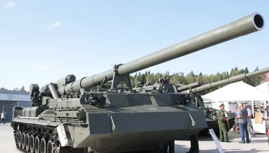 冷战怪物美国m110型203毫米榴弹炮可发射核弹的大杀器