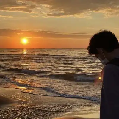 ins高冷男生头像真人高清图片帅气男生最新微信头像图片大全