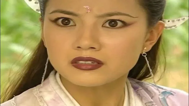 因为婚礼上被张无忌抛弃,一心只想报复,嫁给宋青书,最终恶行被揭露.