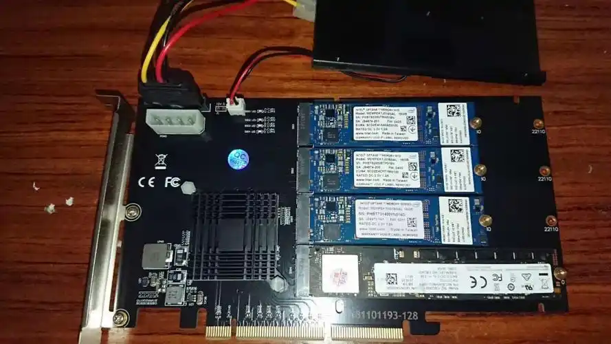 出一张nvme阵列卡