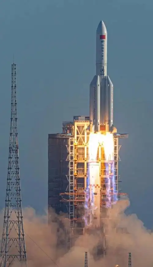 原创长征5b火箭发射成功中国航天一条龙操作大幕拉开