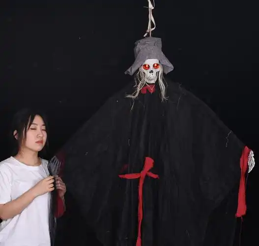 万圣节吊鬼血脸发光发声新郎大吊鬼酒吧鬼屋密室恐怖大挂鬼现货批