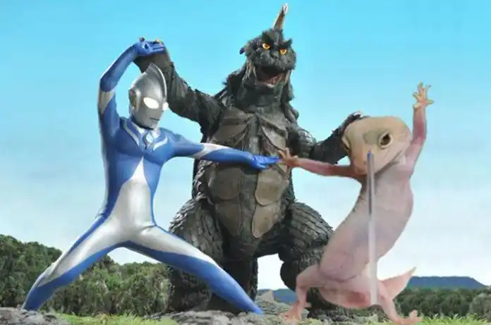 核酸检测奥特曼打怪兽版动图图片表情包 v1.