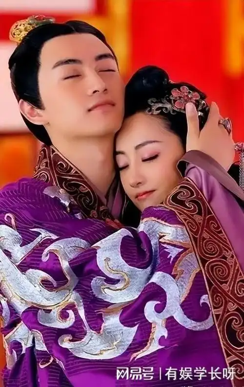 杨蓉近照曝光依旧甜美清纯今天我们就来揭秘一下杨蓉的感情史