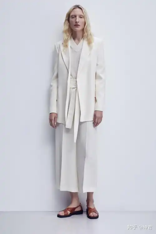 时装大片丨theoryprefall2020