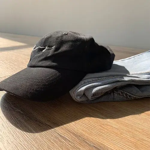 小众工业风卡其色帽子新款韩版极简风刺绣棒球帽男女夏季鸭舌帽潮