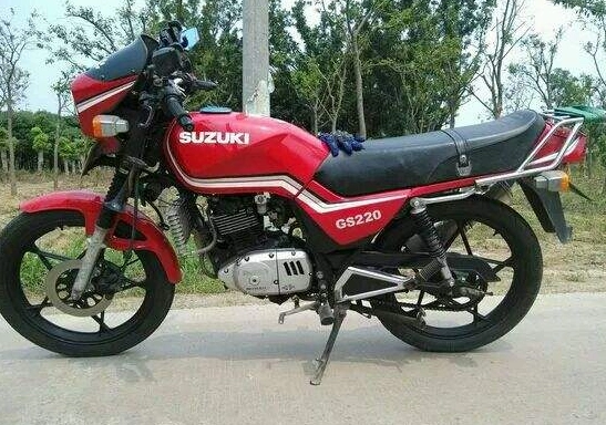 小时候见过的5款摩托车,一款30年前卖4万,一款农村随处可见!