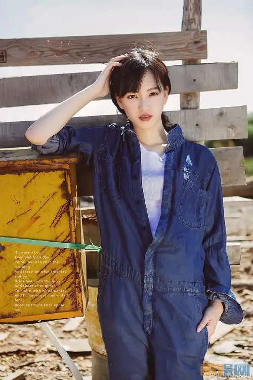 黄灿灿个人资料写真作品图片大全,个人经历最新消息