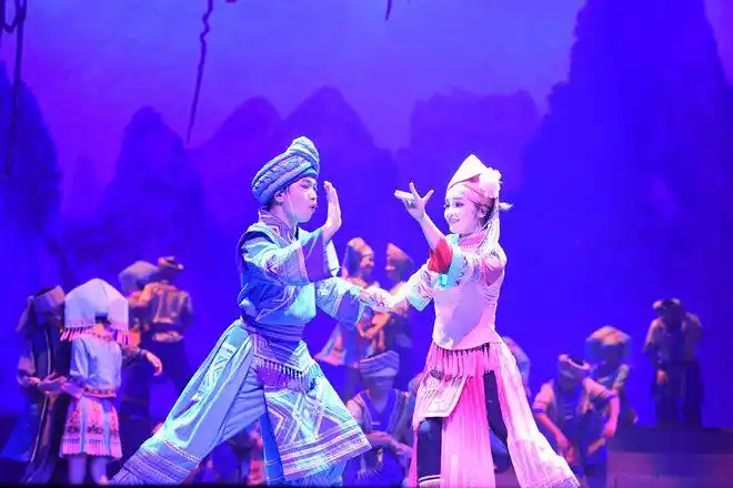 壮剧《瑶娘》首演