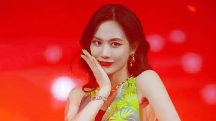 王霏霏加盟爱贝克思,2天后与孟佳还有合体的机会哦