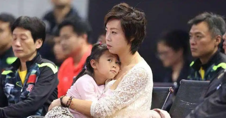 与教练老公心生退意_张怡宁_徐威_乒乓球赛事