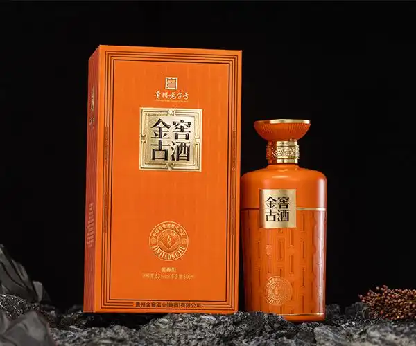 生产车间忙碌景象_贵州金窖酒业(集团)有限公司【官网】