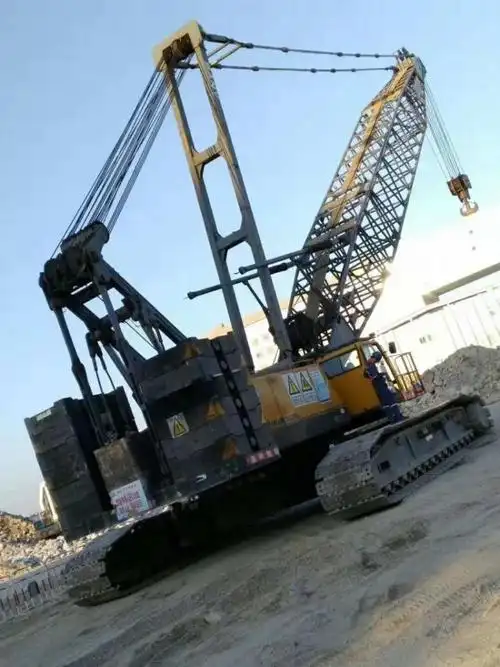 履带式起重机_三一重工_scc8260_260吨出租_广东省履带吊出租_履带吊