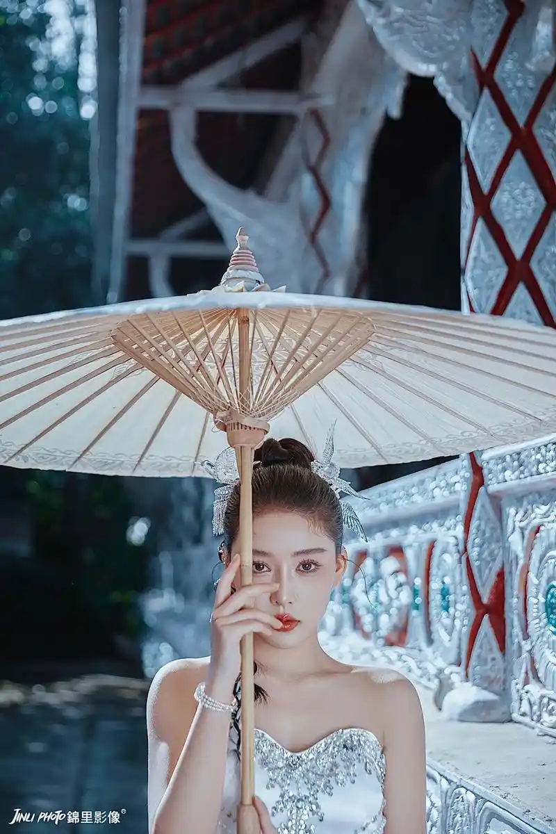 且听风吟  静待花开.#西双版纳写真 #西双版纳 #创作灵感 - 抖音