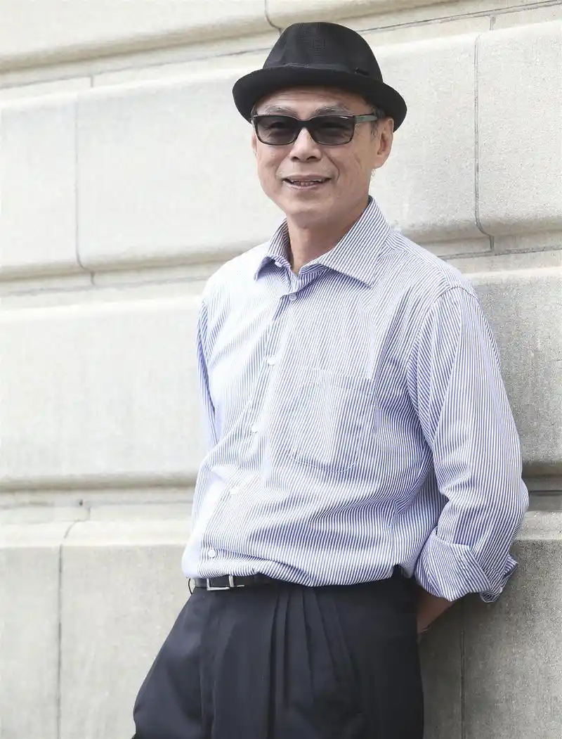 热点_ 林岭东家中猝死,生前反思:当他想讨好观众的时候,票房就开始往