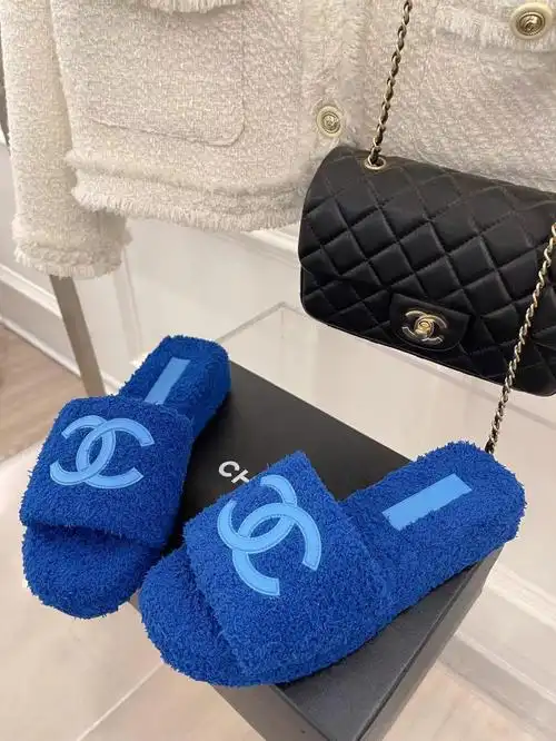 香奈儿拖鞋夏天的味道