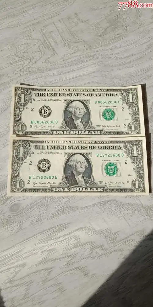 稀少全新77年版1美元2张