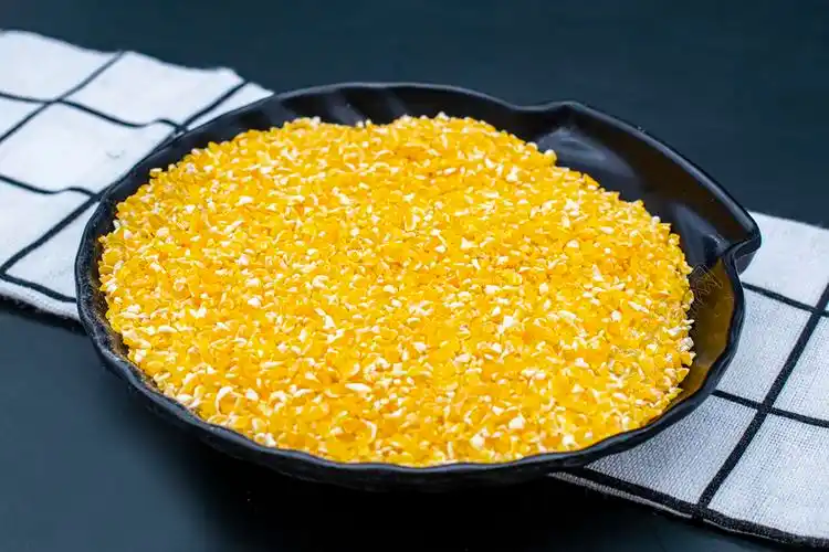 一盘玉米面高清摄影图素材