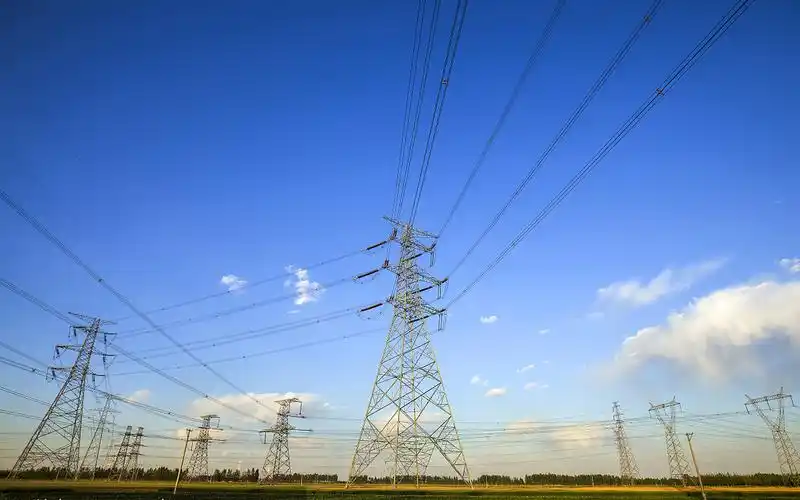 钢结构铁塔厂家供应220kv110kv35kv角钢塔电力杆电力塔电力铁塔