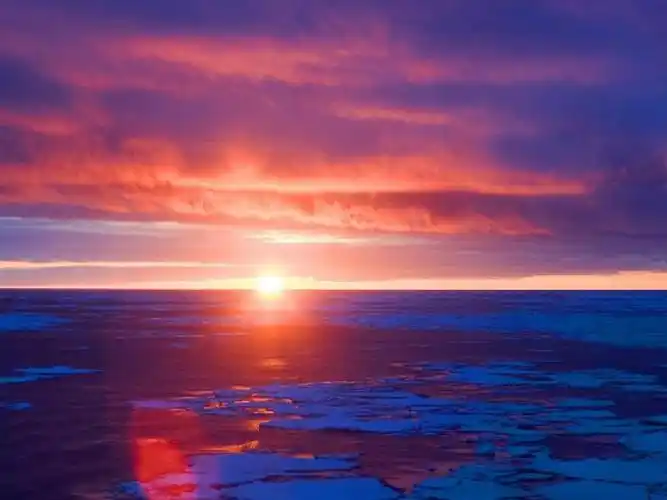 唯美的夕阳落幕自然风景ppt背景图片