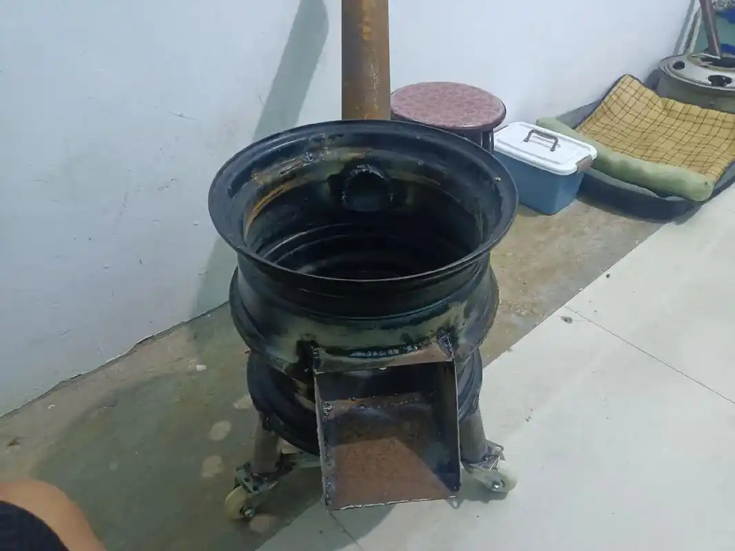 废旧汽车轮毂diy柴火灶 - 抖音