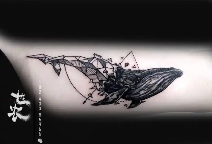 【 鲸囍 】 迟更纹身图片_手臂new school几何鲸鱼写实小清新纹身图案