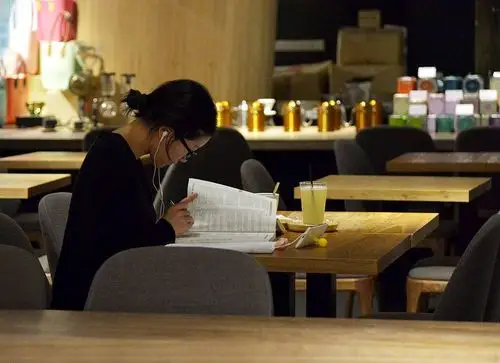 他们在方所看书