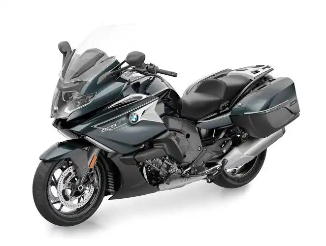 宝马摩托2023新图案车型r18豪华旅行车系列