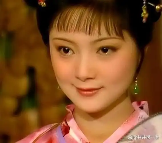 这一次,58岁未婚未育的"薛宝钗"张莉,让世界刮目相看了!