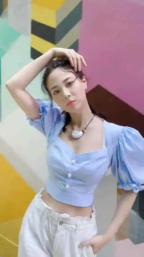 香港朱晨丽2020年08月05日