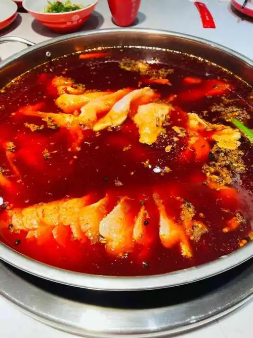 蜀滋香鲜鱼火锅(羊犀店)