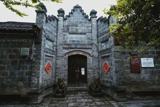 成都被遗忘的千年古镇,曾是川西五大名县之一,烟火味十足