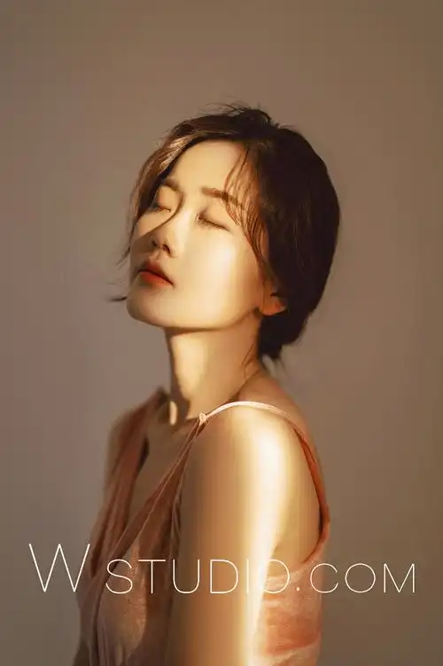 一束侧光下,点亮美好瞬间|摄影|人像摄影|w影像工作室 - 原创作品