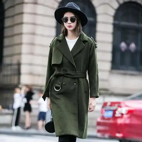 军绿色大衣深得大家恩宠,穿出来确实高大上
