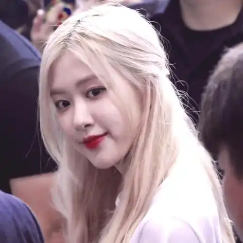 朴彩英 rosie 朴彩英头像 - 堆糖,美图壁纸兴趣社区