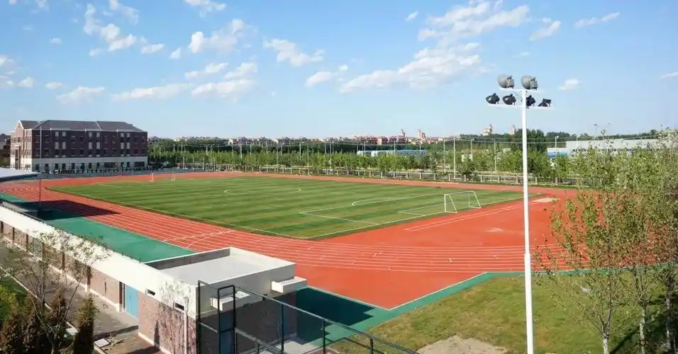 北京八中固安分校高中部启动资源外溢让固安教育如虎添翼