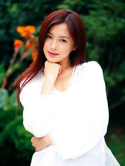 谁有秦岚这张大点的图片,谢谢啊!