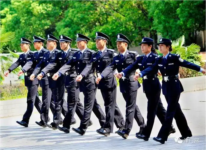 警营风采沈光凌摄影作品赏析英姿飒爽整齐如一