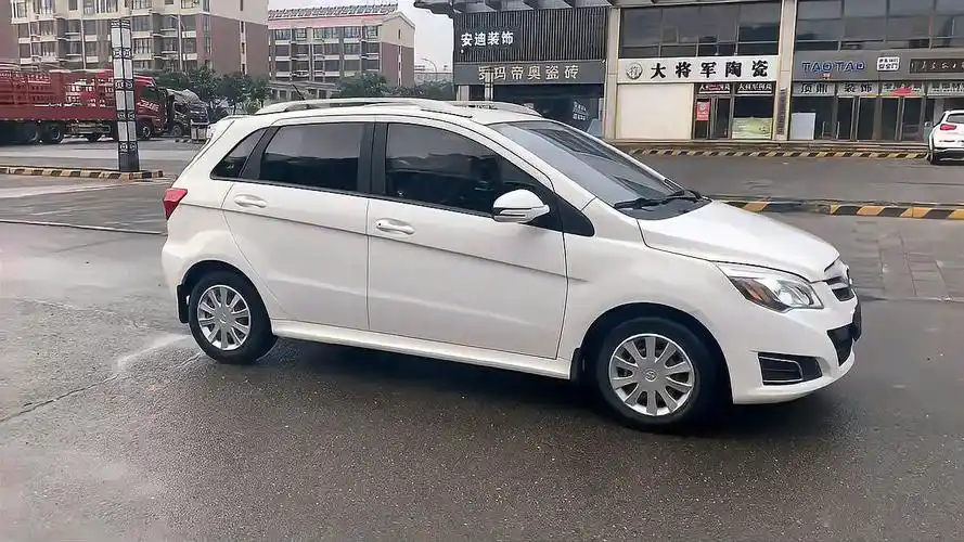 14年北汽e130精品练手小车